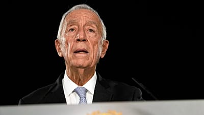 Filho de Marcelo está indiciado por um crime de prevaricação em concurso aparente com o crime de abuso de poderes