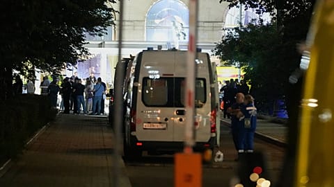 Una ambulancia.