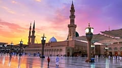 المسجد النبوي في المدينة المنورة بالسعودية