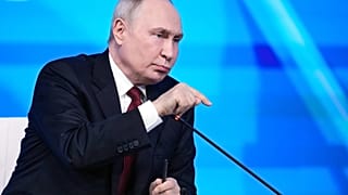 الرئيس الروسي فلاديمير بوتين يتحدث خلال جلسة "نادي فالداي" للحوار في موسكو، يوم الخميس 1 أكتوبر 2026. (صورة من أسوشيتد برس/ بافل بيدنياكوف)
