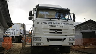 RDC : des laboratoires mobiles pour accélérer le dépistage d’Ebola