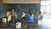 Burkina : des danseurs sourds ressentent la musique grâce aux vibrations