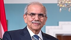 رئيس مجلس الوزراء نواف سلام 