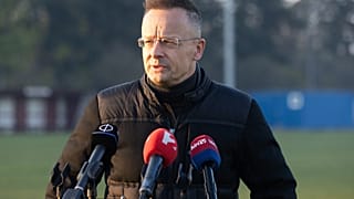 Szijjártó Péter külgazdasági és külügyminiszter nyilatkozik, miután leadta szavazatát az országgyűlési választáson Dunakeszin, a Kinizsi Sportklubban kialakított szavazókörben
