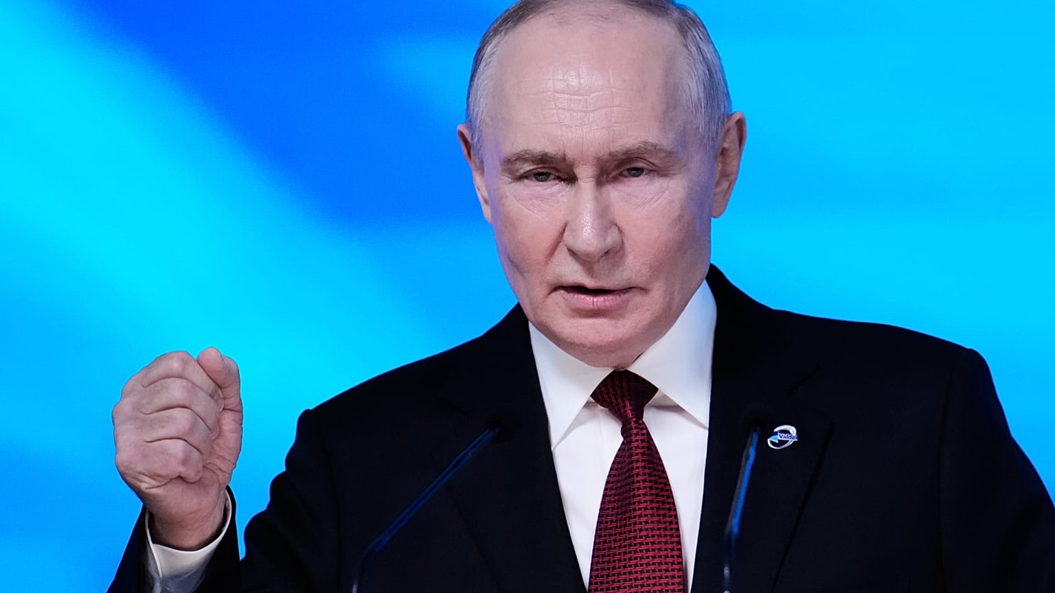 Russian President Vladimir Putin speaks at the session of the Valdai Discussion Club in Moscow, Thursday, 1 October 2026.