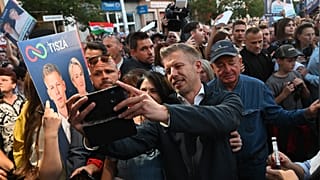 Magyar Péter miniszterelnök, a Tisza Párt elnöke országjárásának kisvárdai állomásán 2026. október 2-án.  MTI/Illyés Tibor