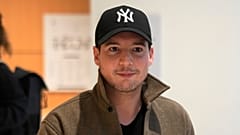 ARQUIVO (22.11.2023) Rui Pinto fundador do Football Leaks chega ao tribunal de Paris