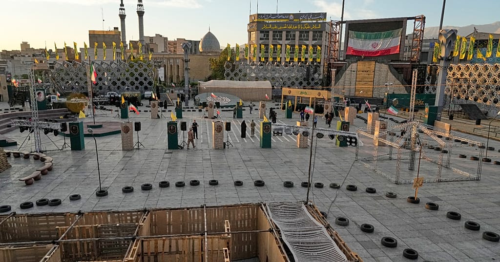 Iran inaugurates a military training base to train civilians