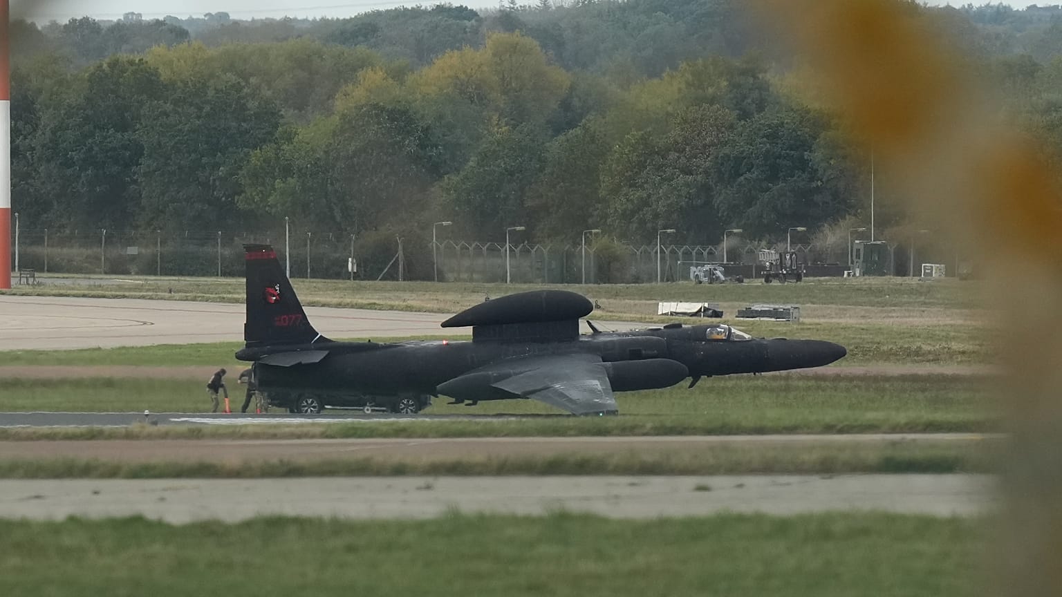 صورة تعبيرية- طائرة من طراز "يو-2" (U-2) تهبط في قاعدة "راف فيرفورد" (RAF Fairford) التابعة للقوات الجوية الأمريكية في فيرفورد بإنجلترا