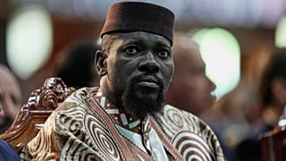 Guinée : le président Mamadi Doumbouya gracie l'opposant Aliou Bah