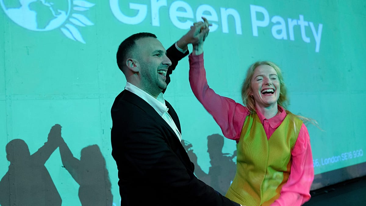 Israel bars UK Green leader after party votes to define Zionism as racism