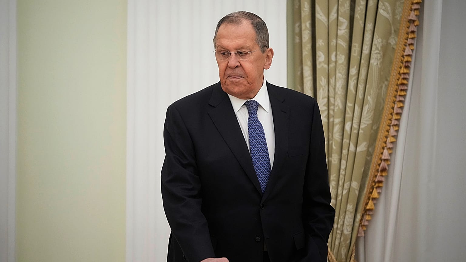 Российские дипломаты вновь оказались под пристальным вниманием.