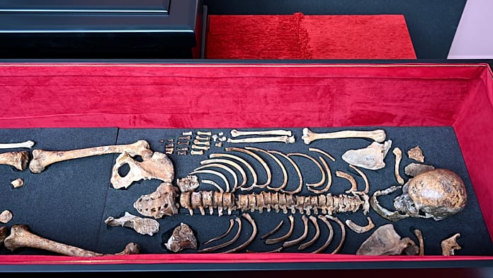 Ortaçağ hükümdarı Çar Samuel'in kalıntıları 60 yıl sonra Bulgaristan'a döndü