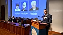 Le prix Nobel de médecine 2026 pour deux chercheurs allemands et un Américain