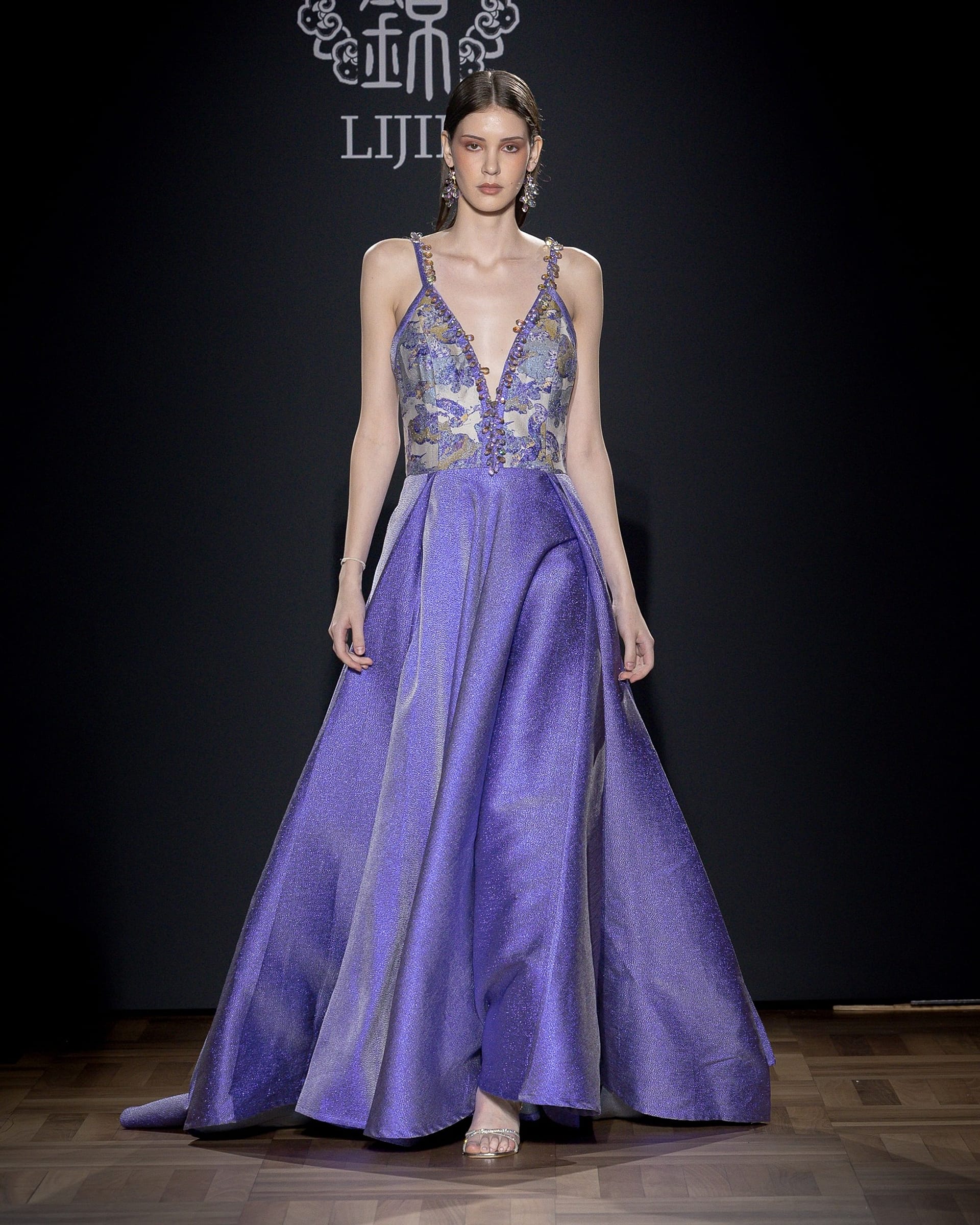Milan looks East: Chinese fashion takes centre stage for traditional ...