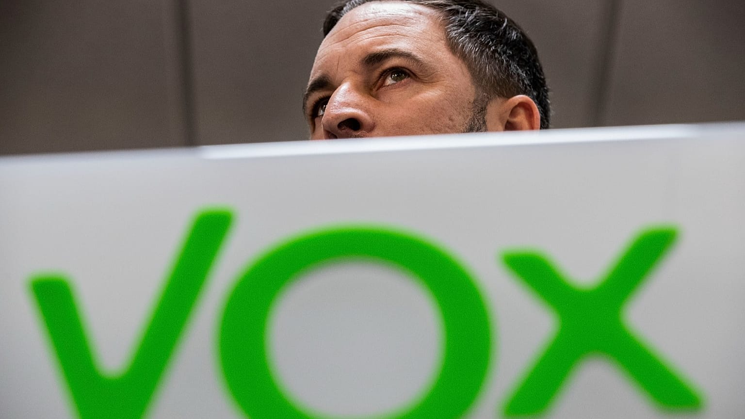 Santiago Abascal, líder del partido Vox, asiste a una rueda de prensa en Madrid, el 11 de noviembre de 2019.