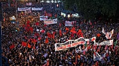 Protestas en Barcelona por el encarecimiento de los precios en el sector inmobiliario.