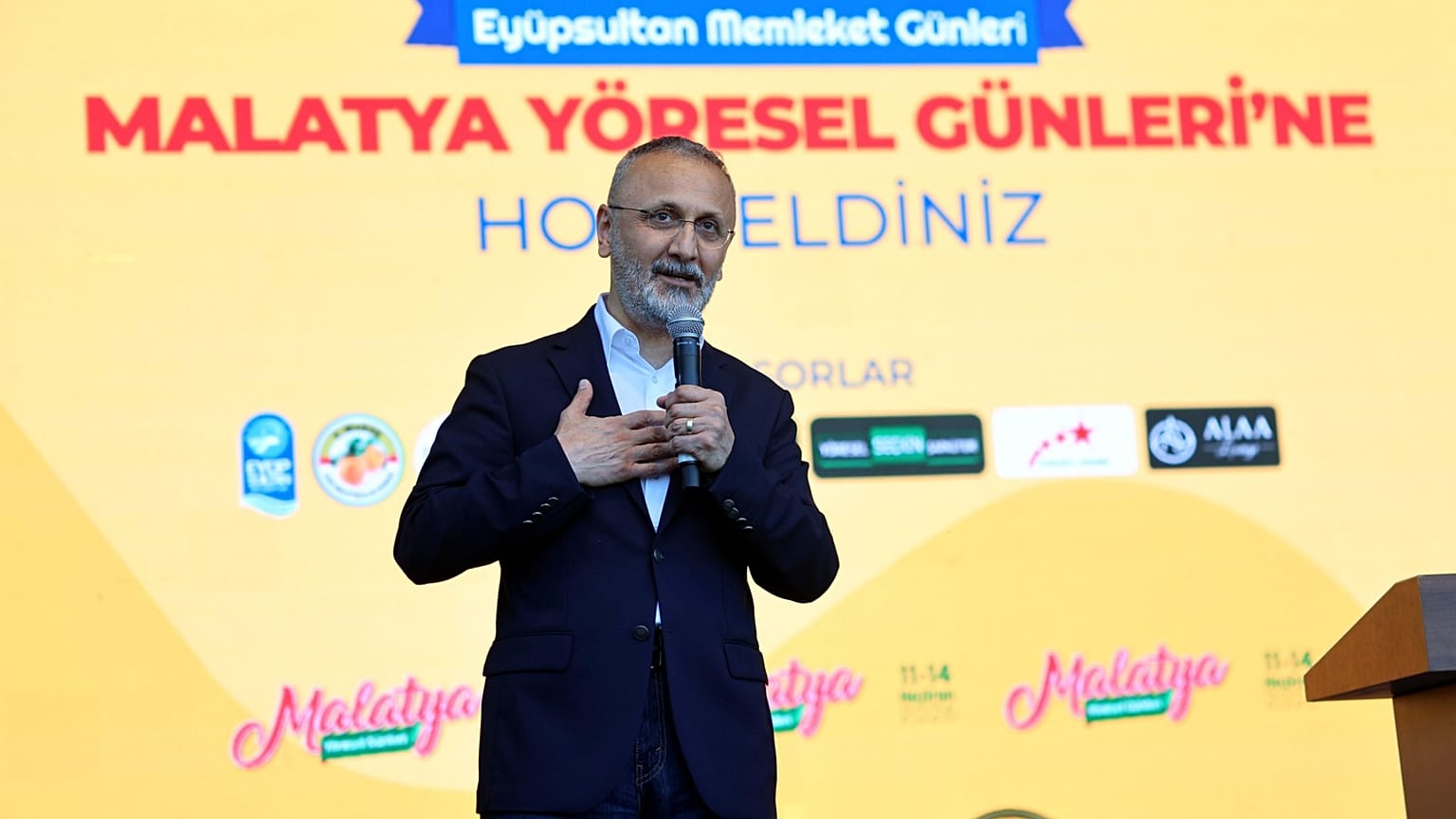 ARŞİV: Eyüpsultan Belediye Başkanı Mithat Bülent Özmen Eyüpsultan Memleket Günleri etkinliğinde konuşuyor / Haziran 2026