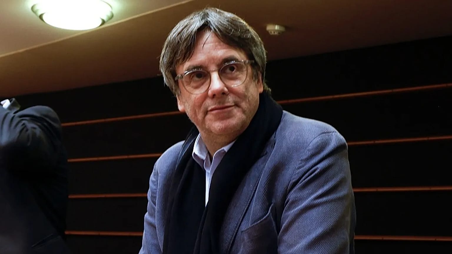 ARCHIVO: Carles Puigdemont asiste a una sesión plenaria en el Parlamento Europeo en Bruselas, el miércoles 8 de noviembe de 2023.