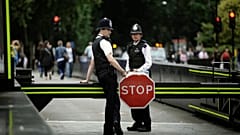 Dos agentes de policía británicos