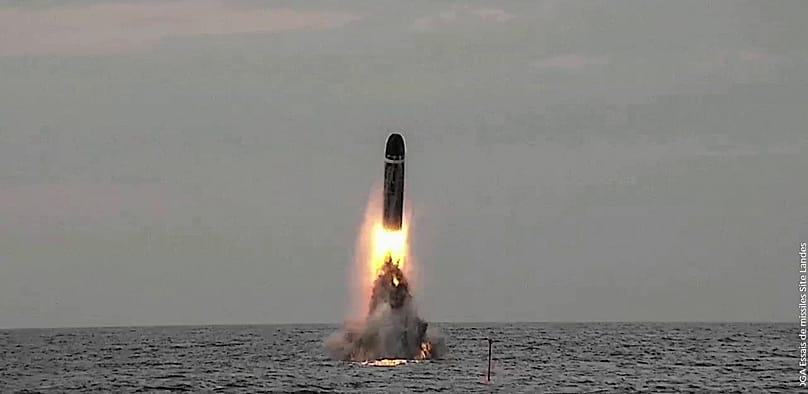 Launch of the M51.3 nuclear-capable ballistic missile.