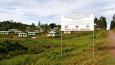 Foto de 1 de janeiro de 2014 mostra o local da aldeia realojada de Vunidogoloa, nas Fiji, devido às alterações climáticas e à subida do nível do mar.