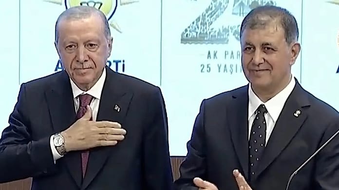 İzmir Büyükşehir Belediye Başkanı Cemil Tugay: AK Parti kimsesizlerin kimsesidir