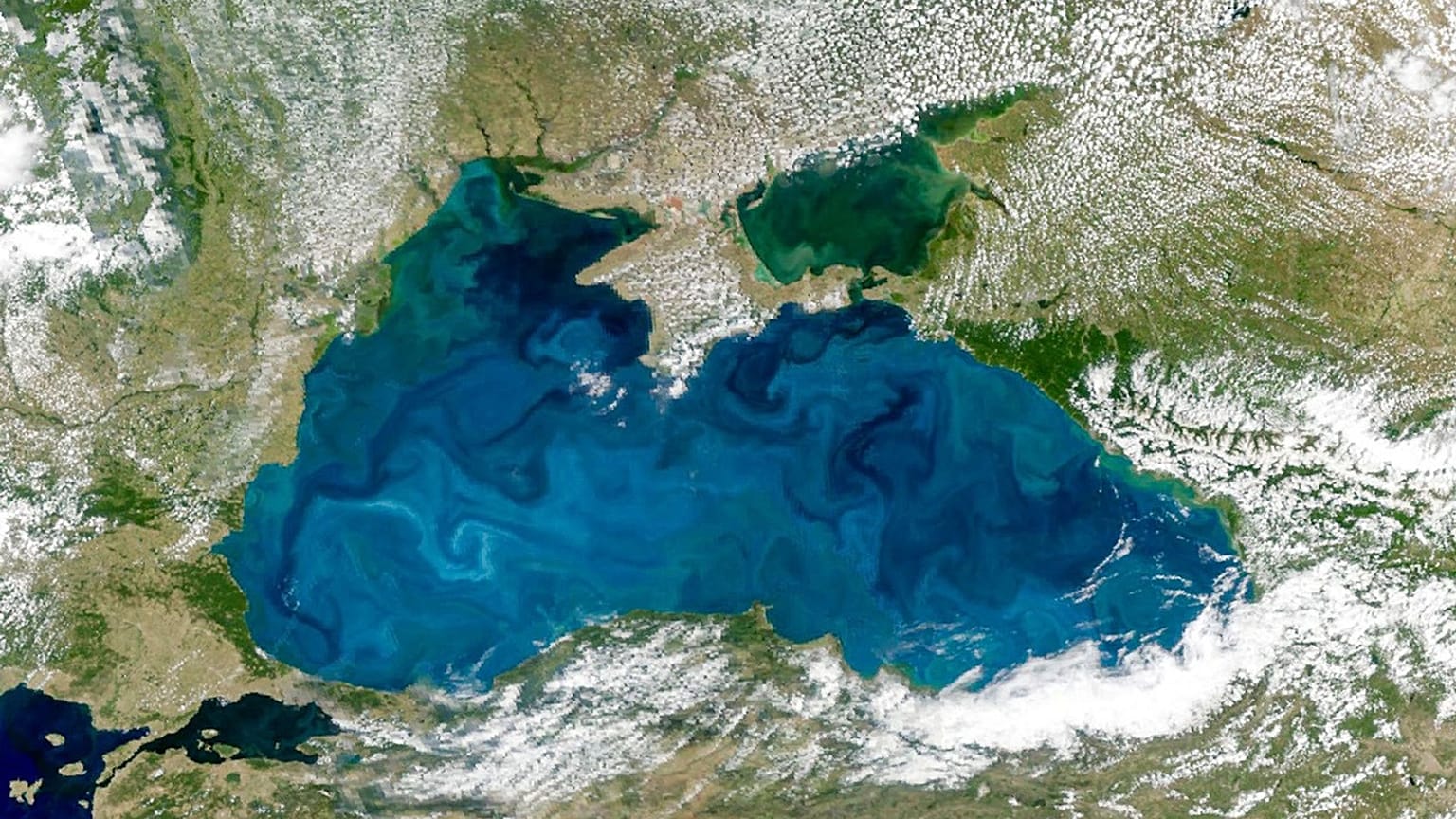 Karadeniz'in uzaydan görünümü.