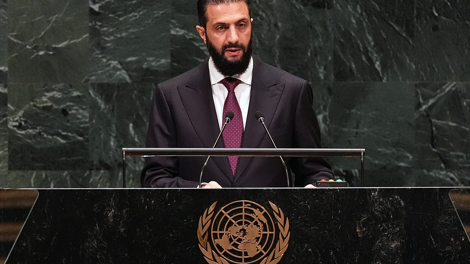 الرئيس السوري أحمد الشرع يتحدث خلال الدورة الحادية والثمانين للجمعية العامة للأمم المتحدة بمقر الأمم المتحدة، الأربعاء 23 سبتمبر 2026. 