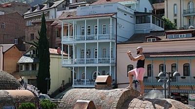Россиян в Тбилиси 