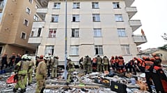 Maltepe'de kısmen çöken binada 5 kişi hayatını kaybetti