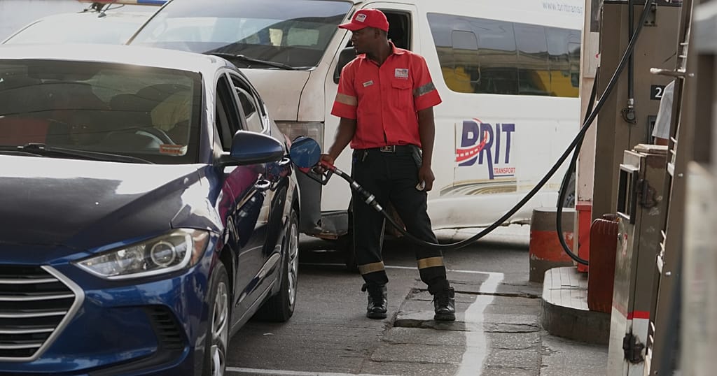 Nigeria: Temporary Fuel Price Reduction Ahead of Presidential Election