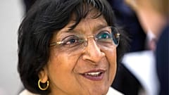 Güney Afrikalı hukukçu ve insan hakları savunucusu Navanethem “Navi” Pillay, 2026 Nobel Barış Ödülü’ne layık görüldü.