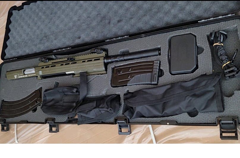 Bulgarian authorities impounded two trucks carrying over 1,000 military-grade firearms.