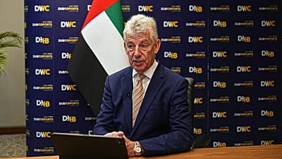 Paul Griffiths, CEO da Dubai Airports, fala à Euronews Travel à margem da Cimeira Global do WTTC