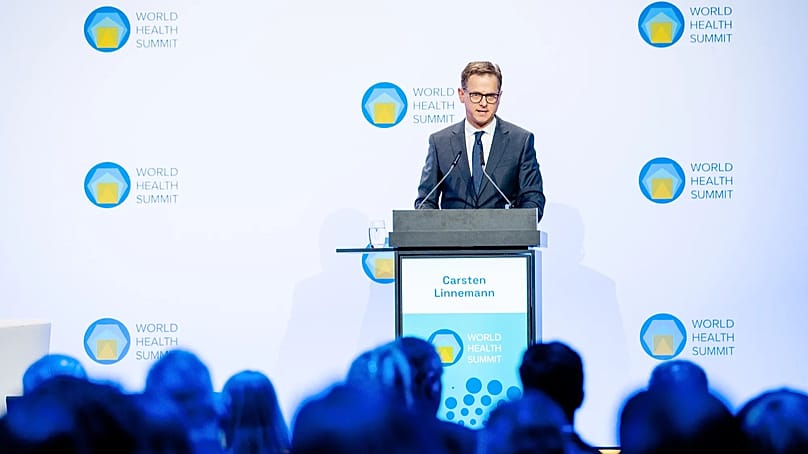 Gesundheitsminister Carsten Linnemann spricht auf dem Weltgesundheitsforum darüber, wie Deutschland krisenfester werden kann.