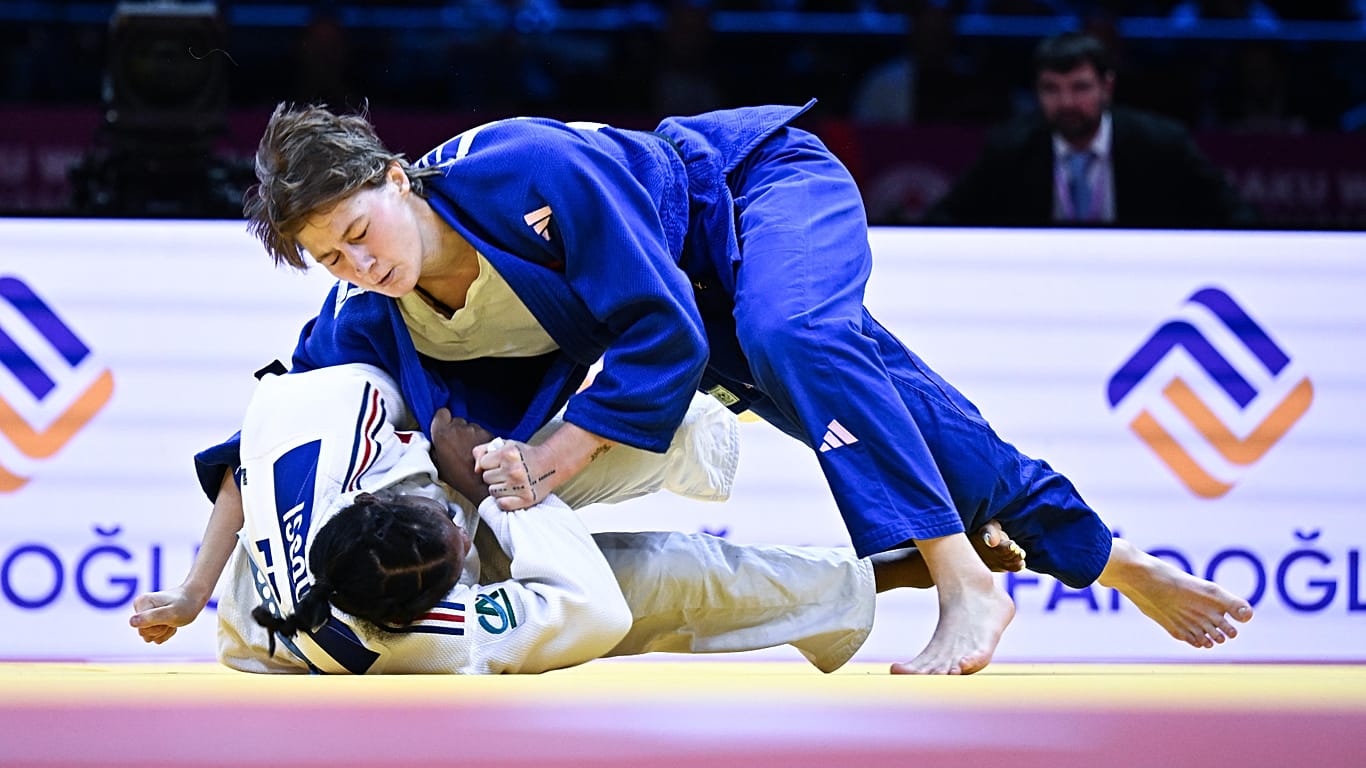 Final, Kaila Issoufi (FRA) vs Yelyzaveta Lytvynenko (UAE). 