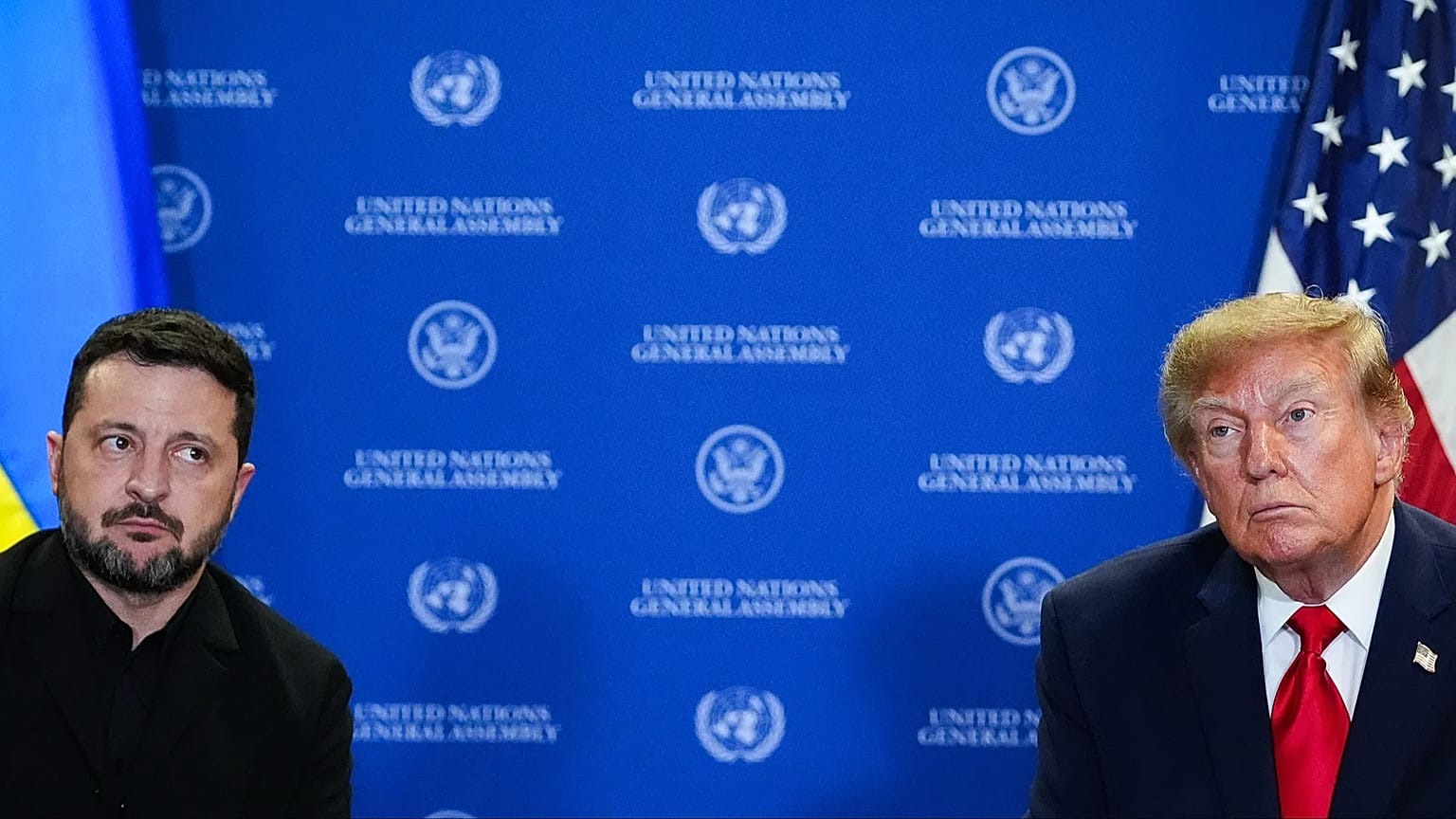 Donald Trump rencontre Volodymyr Zelensky, mardi 22 septembre 2026, en marge de l'Assemblée générale des Nations unies, au siège de l'ONU.