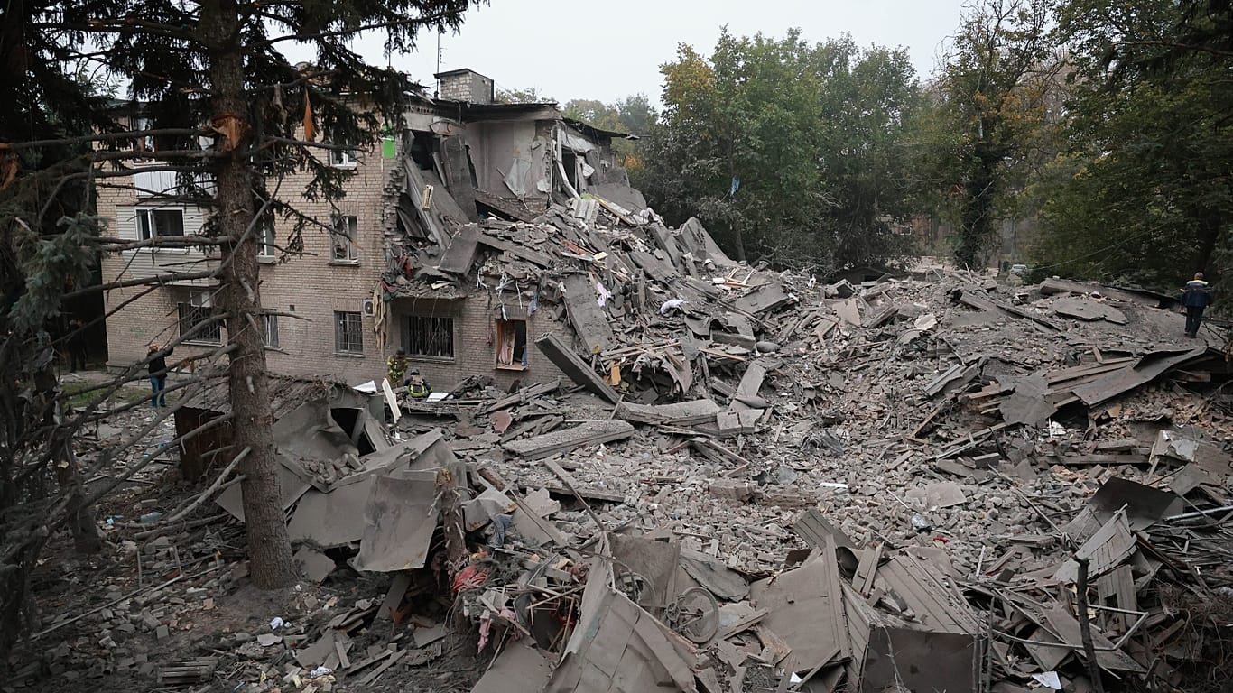A residential building is seen destroyed after a Russian airstrike in Zaporizhzhia, Ukraine, Saturday, Oct. 10, 2026.
