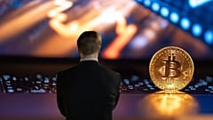 عکس تزئینی از رمز ارز