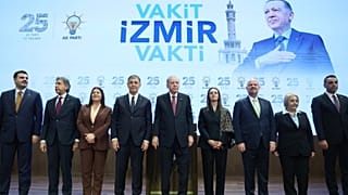 İzmir Büyükşehir Belediye Başkanı Cemil Tugay, AK Parti’ye katıldı, 7 Ekim 2026.