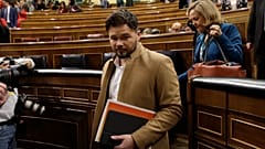 El líder de Esquerra Republicana de Cataluña (ERC), Gabriel Rufián, llega al parlamento español en Madrid, el 4 de enero de 2020.