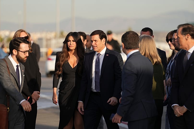 ΚΙΜΠΕΡΛΙ ΓΚΙΛΦΟΪΛ ΚΑΙ ΜΑΡΚΟ ΡΟΥΜΠΙΟ ΣΤΟ ΑΕΡΟΔΡΟΜΙΟ «ΕΛ. ΒΕΝΙΖΕΛΟΣ» ΠΡΙΝ ΤΗΝ ΑΝΑΧΩΡΗΣΗ ΤΟΥ ΑΜΕΡΙΚΑΝΟΥ ΥΠΕΞ