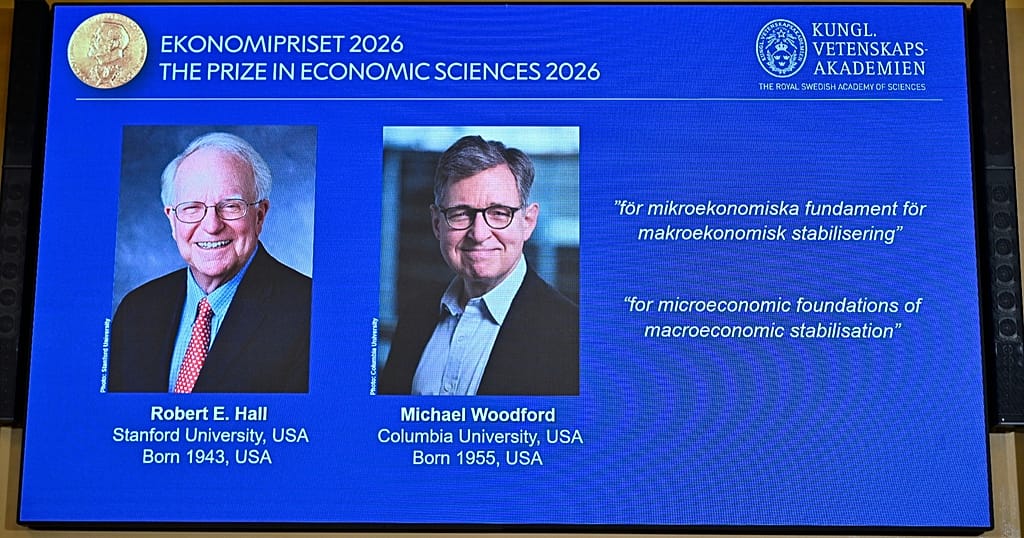 Le prix Nobel d’économie décerné aux Américains Michael Woodford et Robert E. Hall
