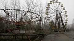 Çernobil nükleer santralinden yaklaşık 3 kilometre uzaklıktaki terk edilmiş Pripyat kasabasında bir lunapark.