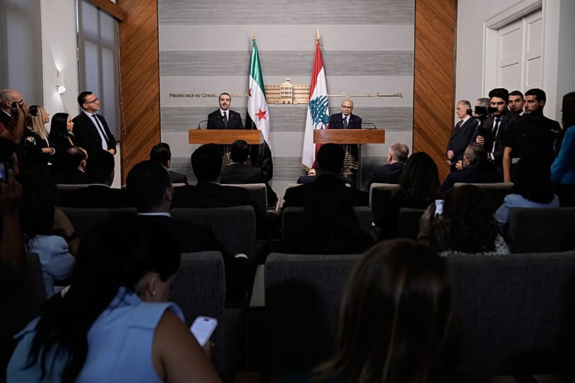 وزير الخارجية السوري أسعد الشيباني ورئيس الحكومة اللبناني نواف سلام خلال مؤتمر صحافي مشترك في بيروت، 2 تموز 2026.