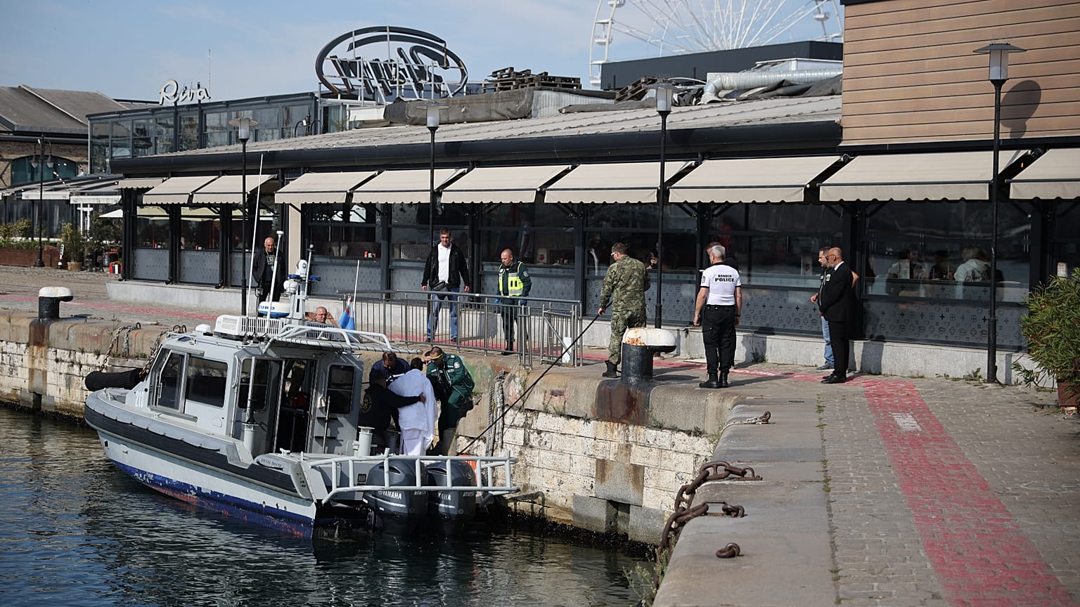 Μεταφορά τραυματιών από τις βουλγαρικές αρχές μετά από πλήγμα σε εμπορικά πλοία - 6/10/26