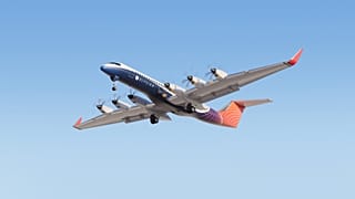 E9X : l'avion électrique à batterie pouvant embarquer 90 passagers et doté d'une autonomie de 1 000 kilomètres (maquette à l'échelle)