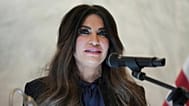 السفيرة الأميركية لدى اليونان كيمبرلي غيلفويل تتحدث خلال مراسم تدشين في السفارة الأميركية بأثينا، 7 أكتوبر/تشرين الأول 2026
