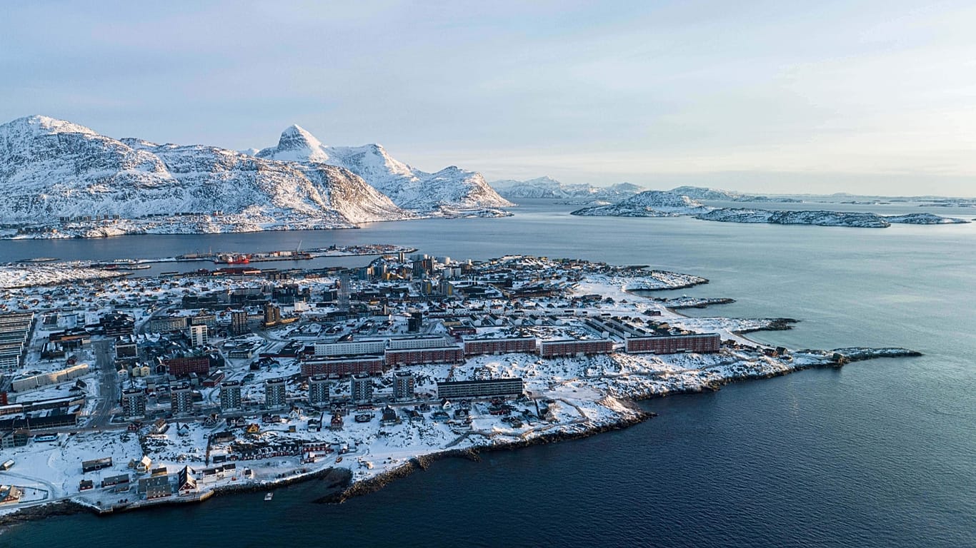 Houses near the coast of a sea inlet of Nuuk, 25 January, 2026
